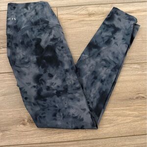 Stylish Black Tie-Dye Leggings